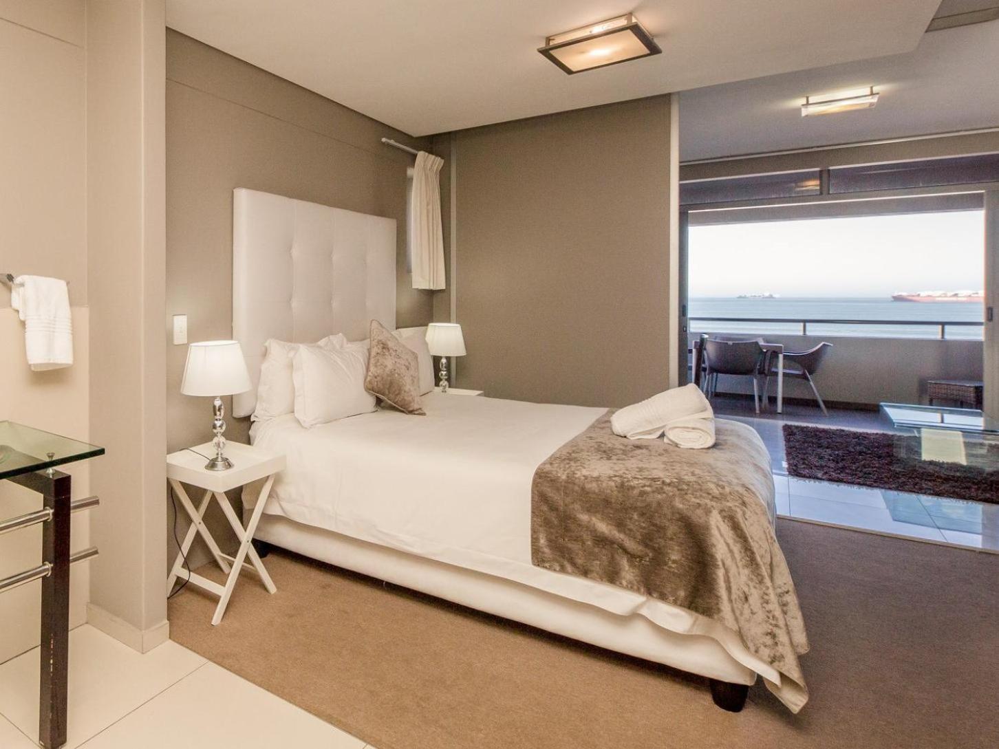 Infinity Self Catering Apartments Bloubergstrand Esterno foto