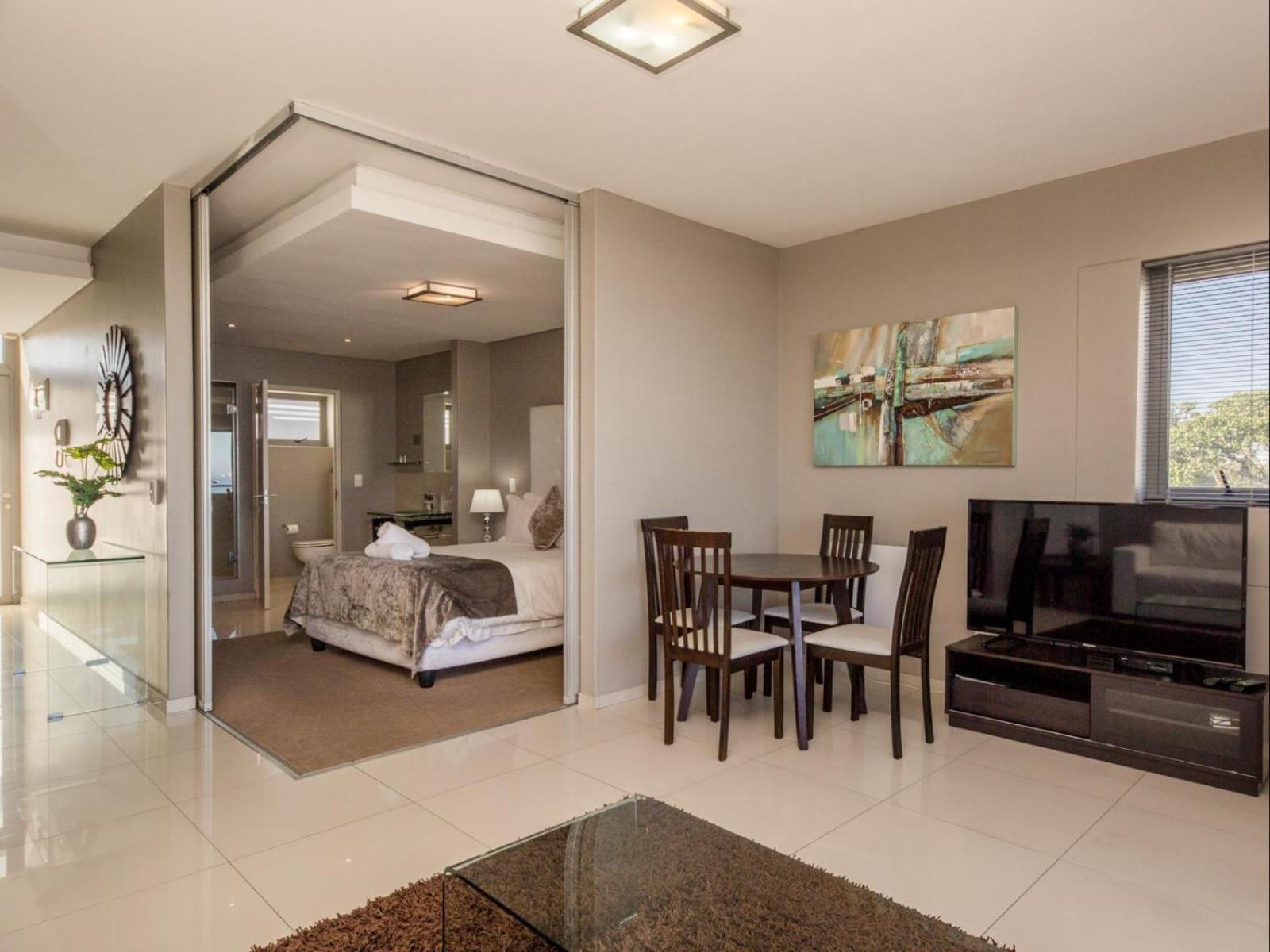 Infinity Self Catering Apartments Bloubergstrand Esterno foto