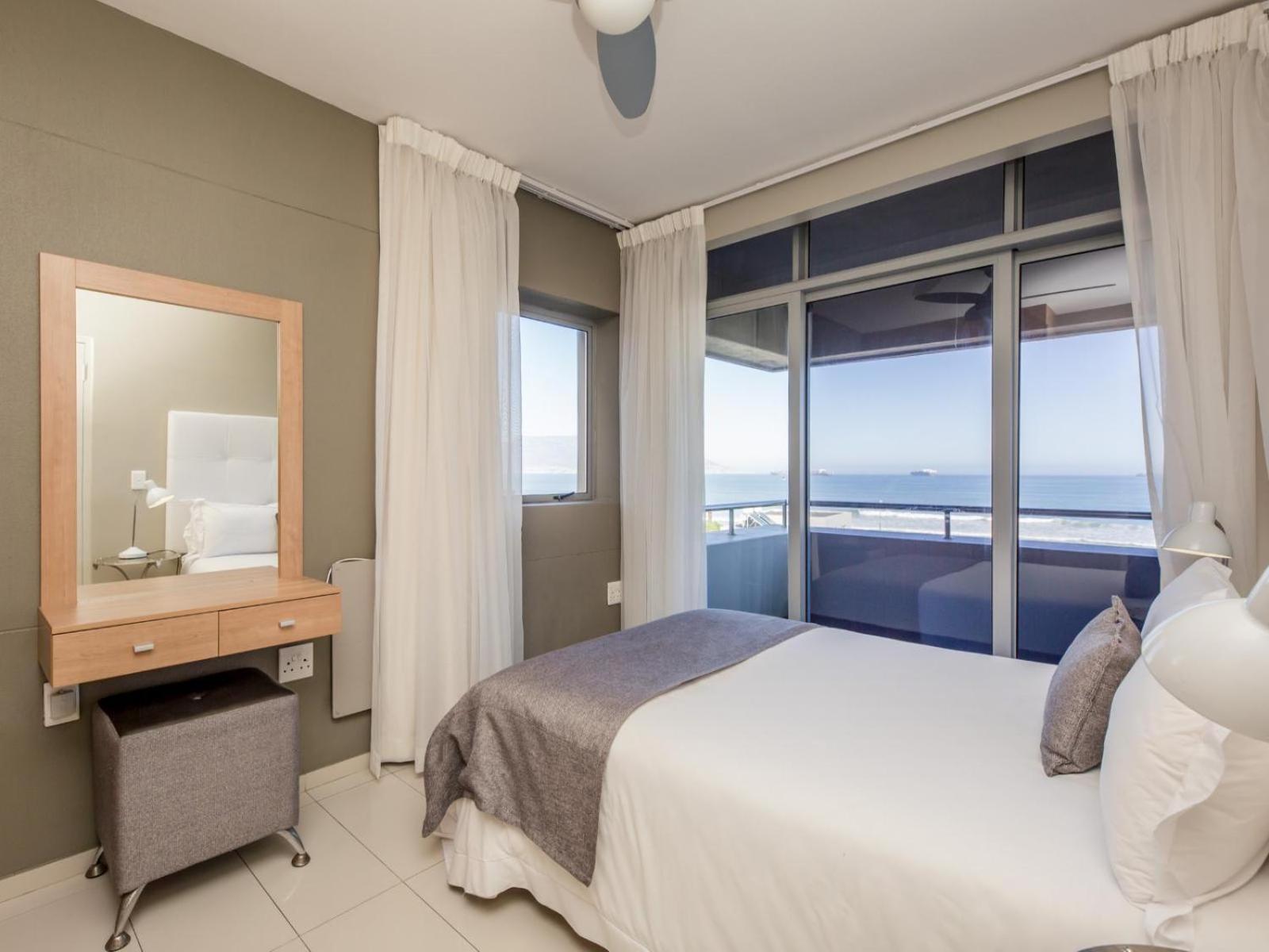 Infinity Self Catering Apartments Bloubergstrand Esterno foto