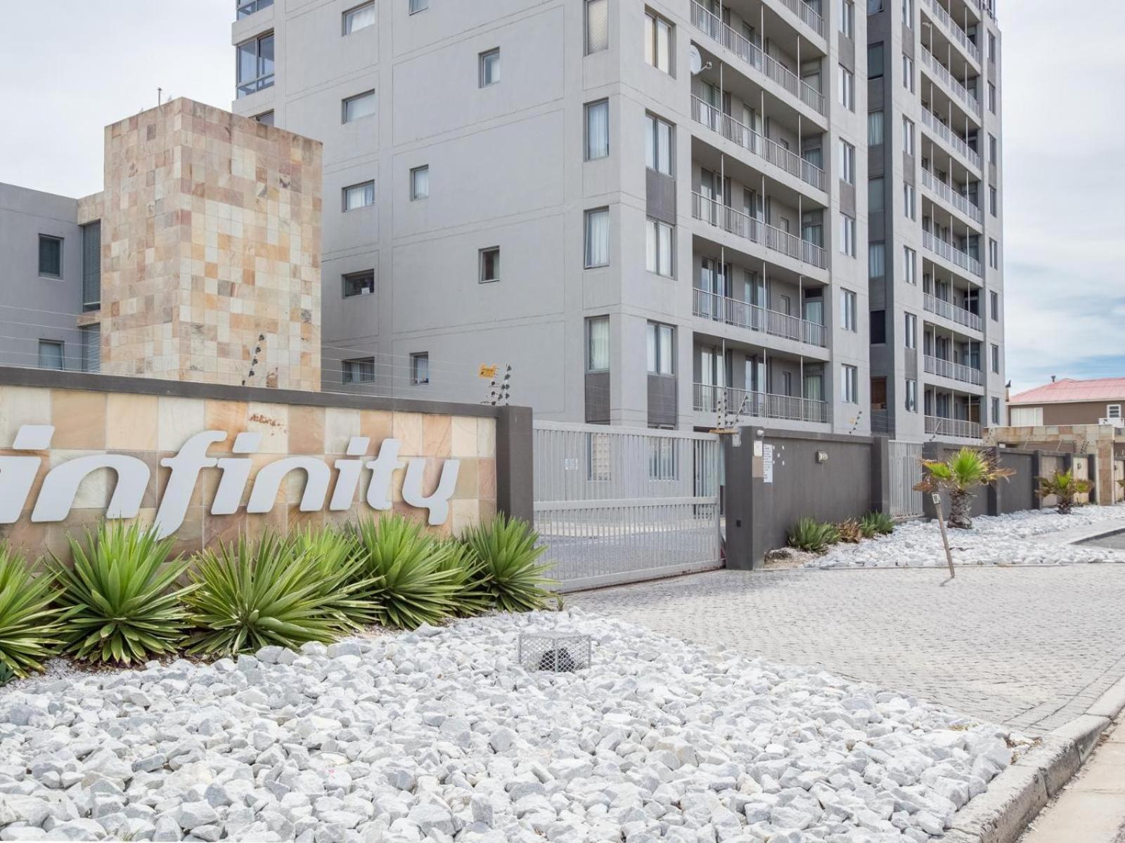 Infinity Self Catering Apartments Bloubergstrand Esterno foto